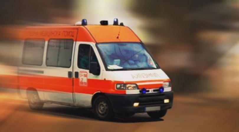Близки на пациент нападнаха екип на Спешна помощ в София, лекарите били закъснели 