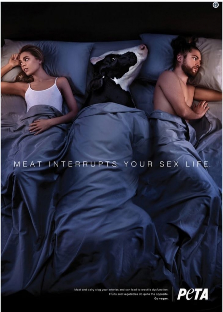 Вегани взривиха интернет със скандална реклама за секса, до разголени влюбени легнаха... (СНИМКИ)