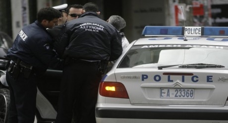 Бомба ще избухне в атинското метро точно в 18,15 часа