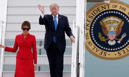 Тръмп и Мелания кацнаха в столицата на любовта! Президентът го чакат важни срещи, а съпругата му отново събра погледите на всички (СНИМКИ/ВИДЕО)