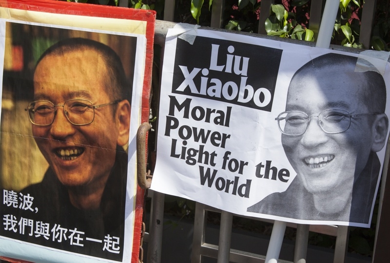 Тялото на китайския нобелов лауреат Лиу Сяобо беше кремирано