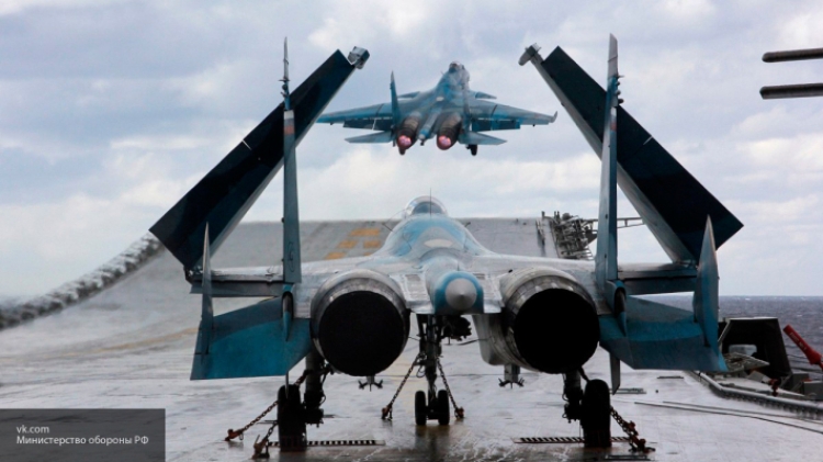 Шпионска мисия: Френски изтребители Rafale разкрили „козовете” на руския палубен Су-33