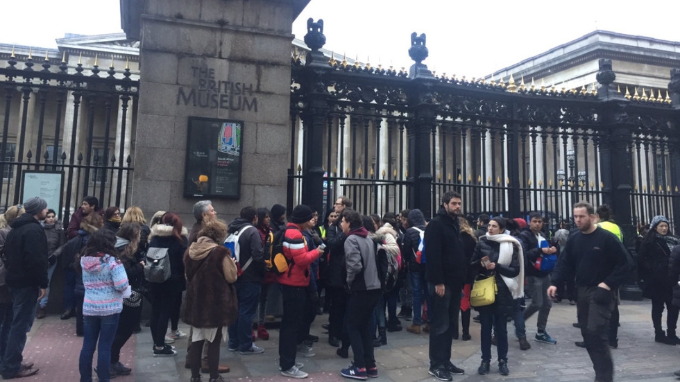 Паника в Британския музей, евакуихара по спешност туристите 