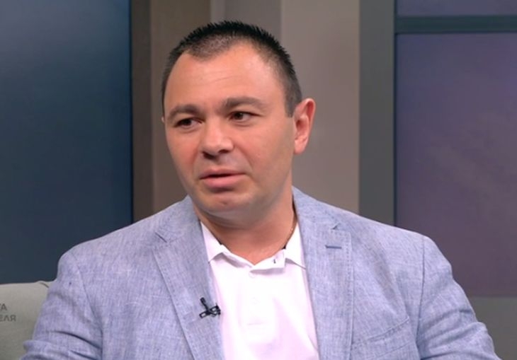 Светлозар Лазаров: Корнелия Нинова да не влиза в сферата на популизма