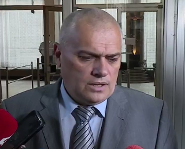 Вътрешният министър съобщи гореща новина за Никодимов и заговори за криминални контингенти извън София