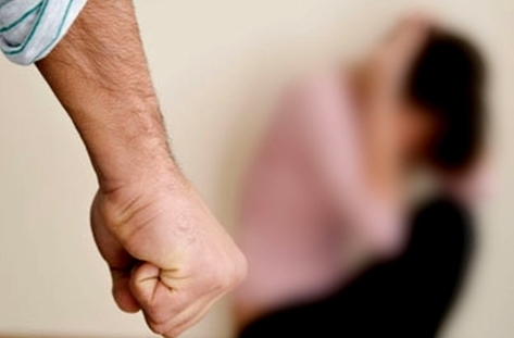 20 души са арестувани за публично изнасилване на тийнейджърка, причината за наказанието е шокираща 
