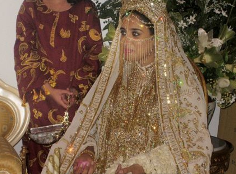 Al Arabiya: Саудитска булка се нави на екстремно изпълнение заради младоженеца