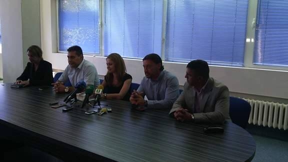 Седем арестувани при акция на ченгетата в Пловдив (СНИМКИ)