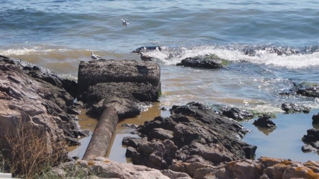 Ето какво се случва с изливането на отпадни води на созополския бряг
