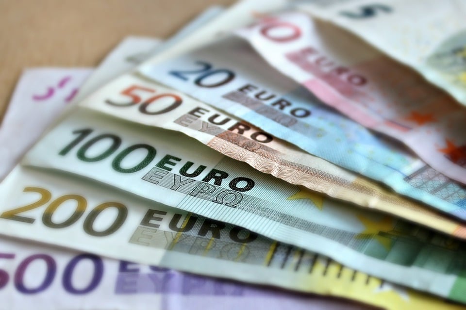 Такова чудо с еврото не е имало, фалшивите банкноти са...