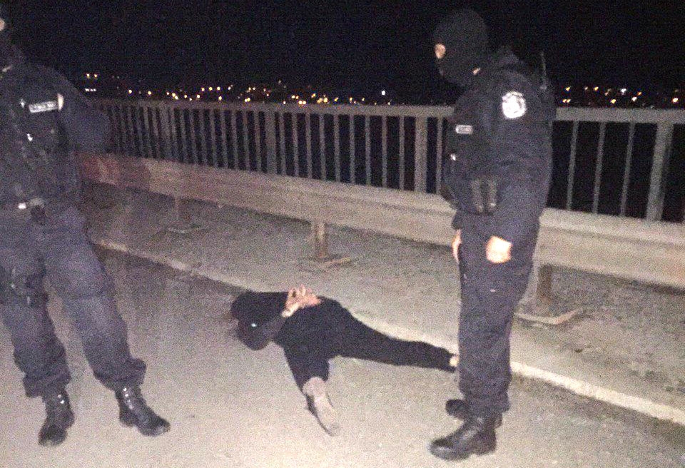 Безмилостни хайки: Арестуват по трима българи на час в Гърция