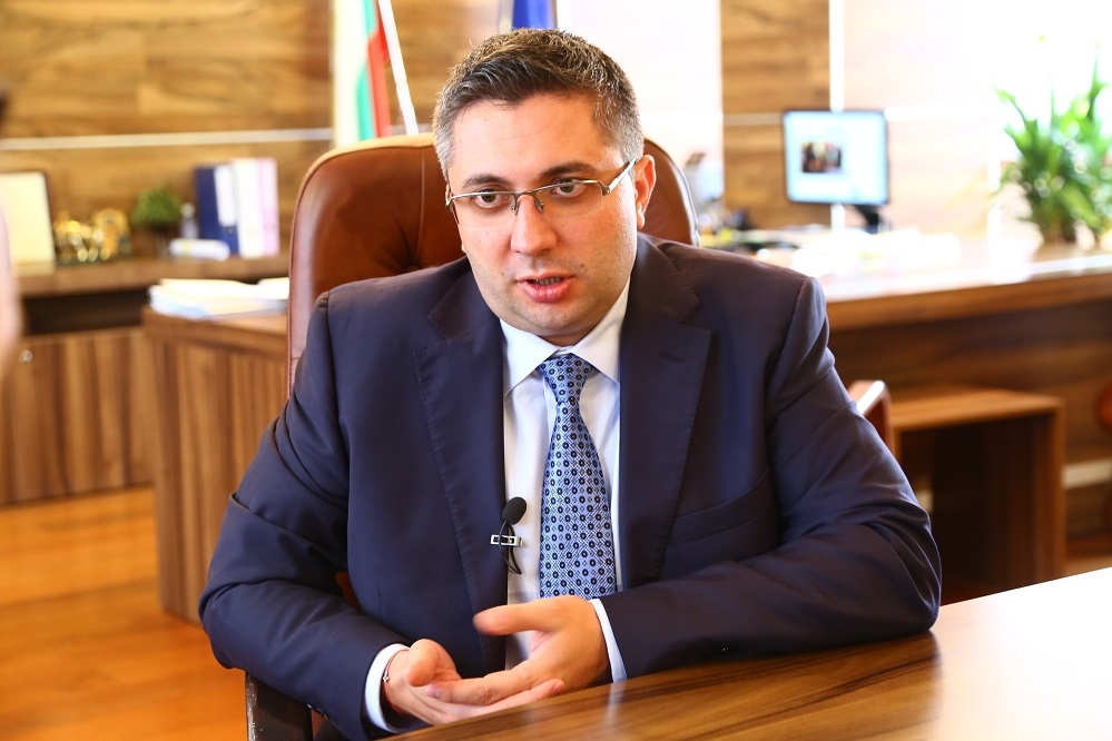 Министър Николай Нанков сложи подписа си под разрешение за важен строеж