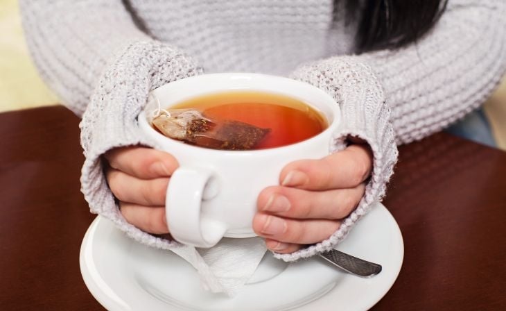 Диетолог обясни кога чаят е полезен и кога може да бъде опасен
