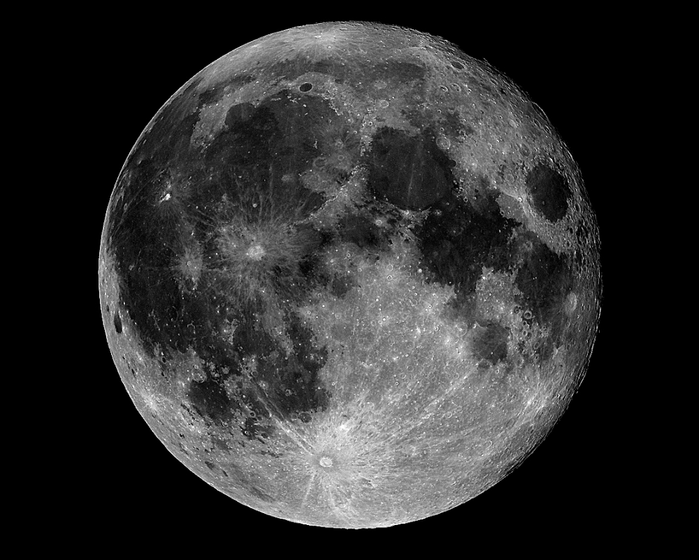 Учените с неочаквано откритие за Луната