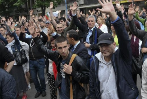 Асеновград се стяга за нов протест, местните плашат с изселване