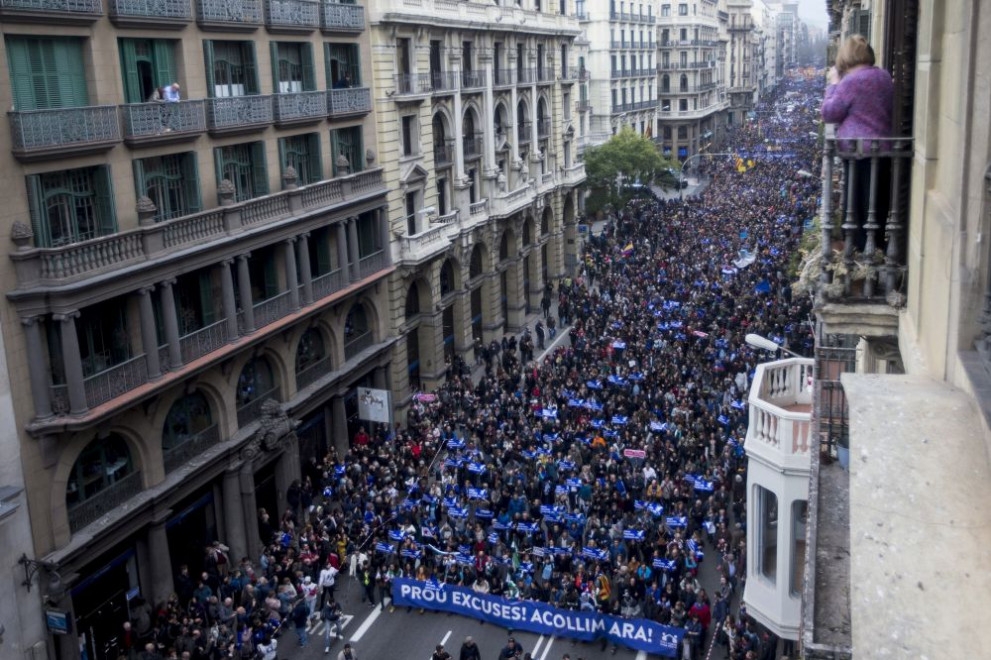 Разтърсващ коментар: Наскоро 200 000 в Барселона демонстрираха за повече бежанци, а те им благодариха сега!