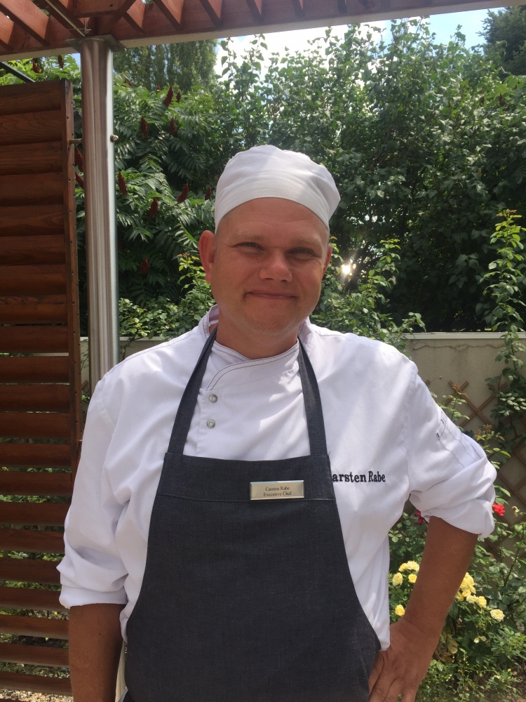 "Хилтън София" с топ готвач! Карстен Рабе има над 25-годишен опит в хотелиерството