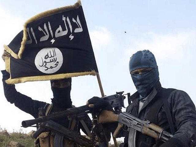 Откриха противовъздушни ракети в склад на „Ислямска държава“