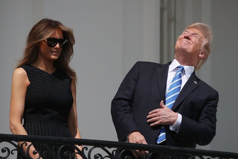 СНИМКИ показаха какво направи Тръмп на балкона Труман