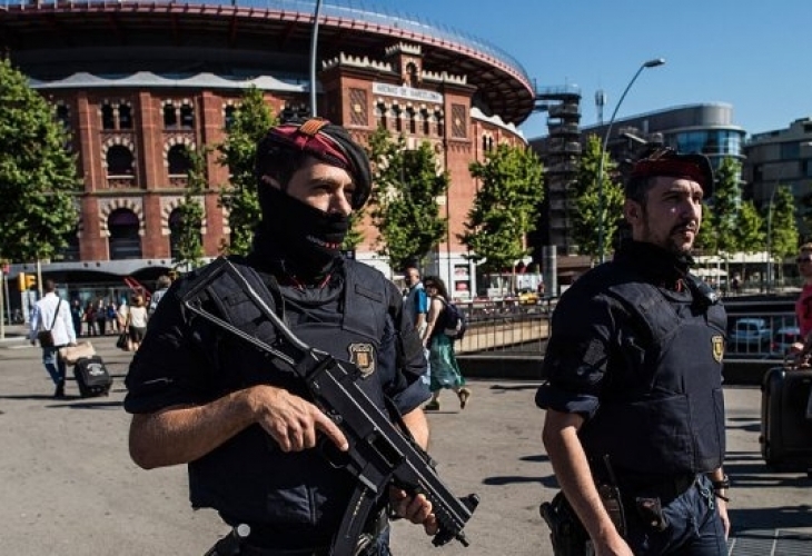 Стана ясно къде са ходили двама или повече от атентаторите седмица преди ужаса в Барселона