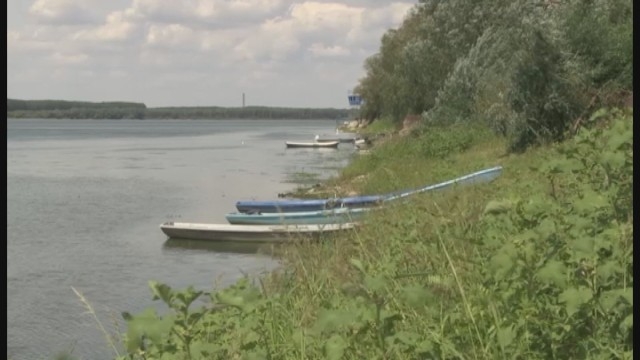 Нещо ужасно се случва на Дунавският бряг (ВИДЕО)