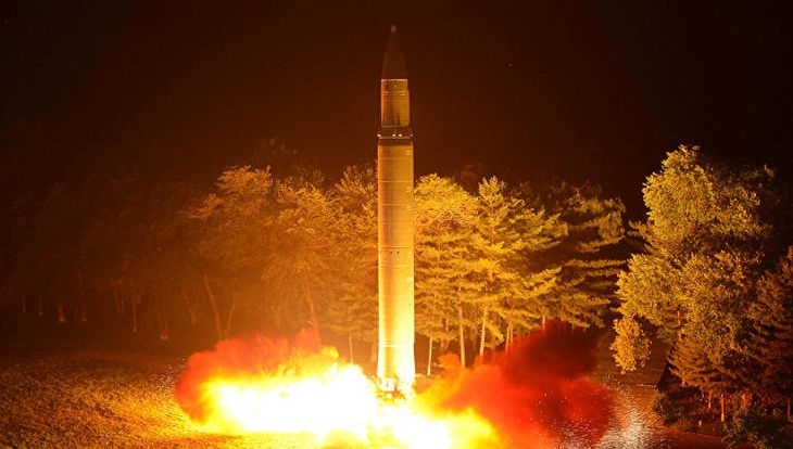 Заради ракетите на КНДР: Тръмп се чу с южнокорейския си колега и взеха важно решение