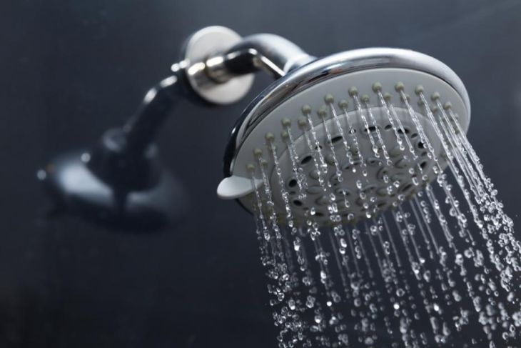 US-експертът д-р Самер Джебър обясни кога трябва да си взимате душ