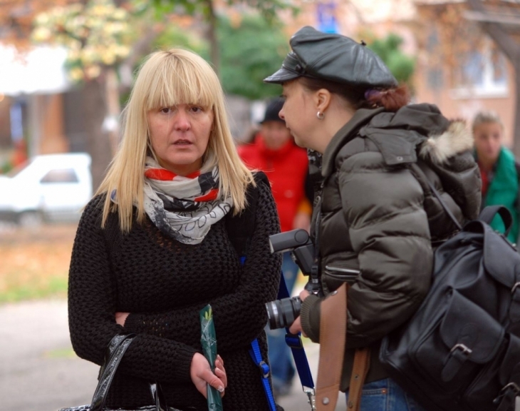 Приятели на погубената от коварна болест журналистка Петя Петрова разплакаха социалните мрежи с нейни СНИМКИ