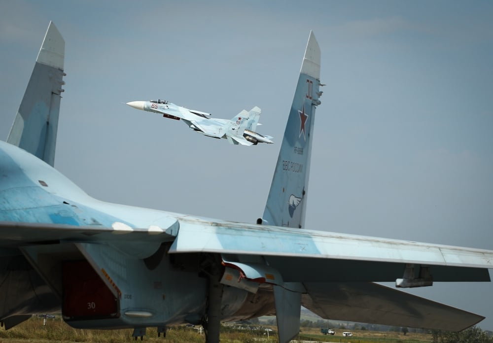 НАТО официално: Белгия вдигна F-16 срещу Су-27 над Балтийско море, руските изтребители се оттеглиха
