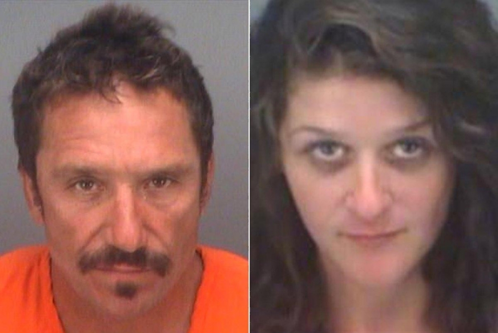 Срамота! 50-годишен и любовницата му арестувани за орален секс на плажа пред деца