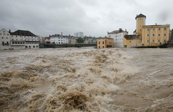 Увеличи се броят на загиналите при наводнението в Италия