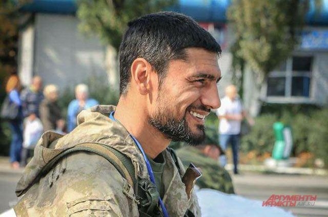 Син на убит афганистански губернатор воюва заедно с опълченците в Донбас