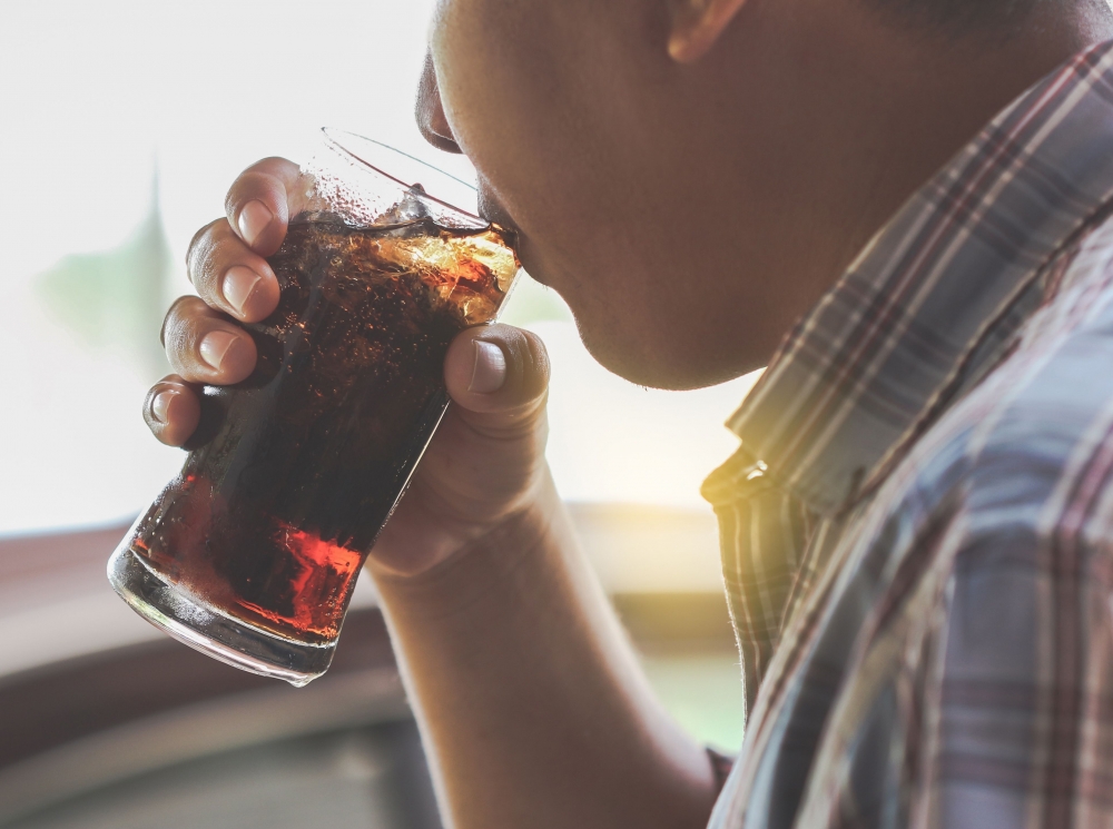 Харвардски учени бият тревога: Консумация на тази напитка ни убива мълниеносно!