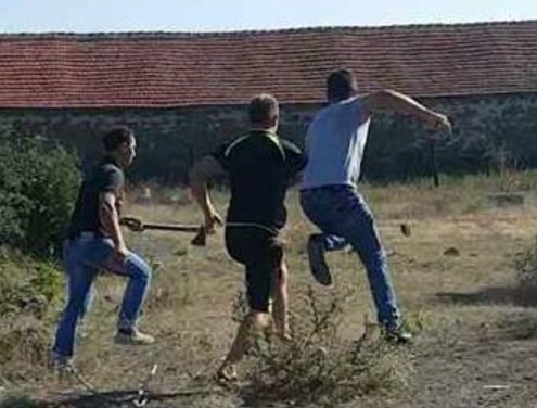 Пак безчинство! Шокиращи кадри с раните по главата на пребития от роми българин в село Мъглен (СНИМКИ 18+)