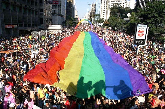 Бразилия е в шок след съдебно решение! Ще се пъне да „лекува“ гейовете