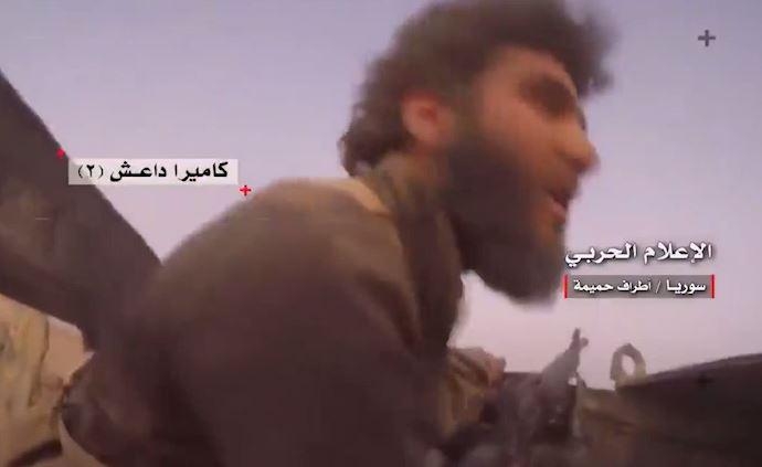 Терористи от ИДИЛ записаха как танк на сирийската армия ги взривява на парчета (БРУТАЛНО ВИДЕО)