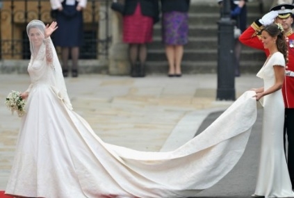 Изплува наяве малка тайна от сватбата на Кейт и Уилям! Херцогинята криела... (СНИМКИ)
