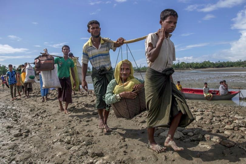 Броят на избягалите от Мианма рохинги надхвърли половин милион