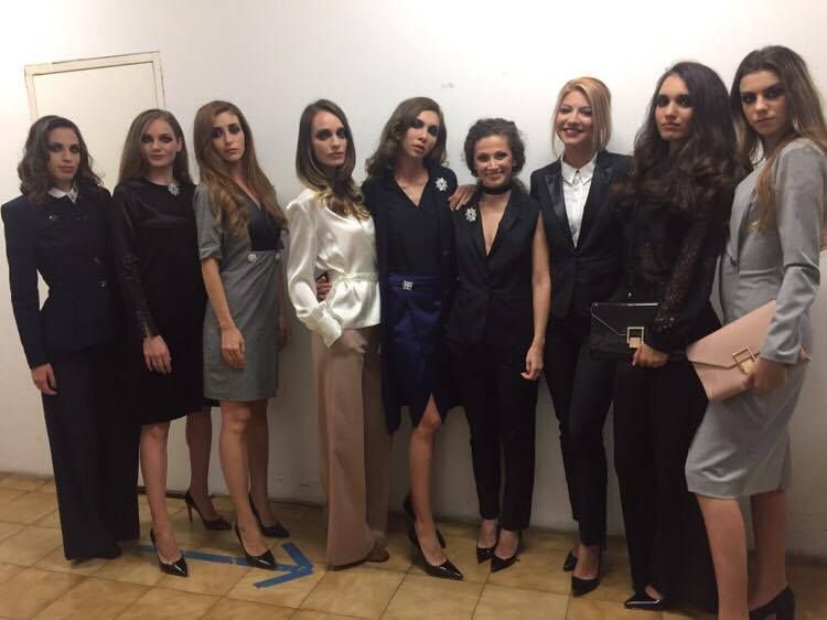 Йоанна Драгнева дефилира на Sofia Fashion Week AW 2017 в дрехи на Ина Асса