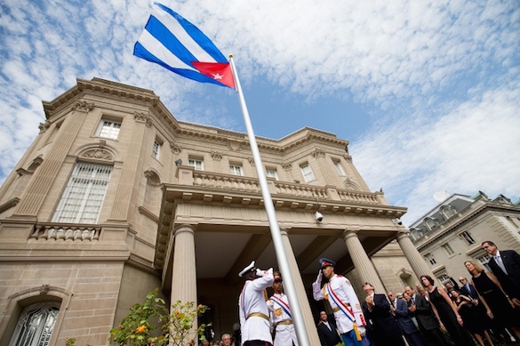 Задава ли се нов конфликт? Америка евакуира извънредно посолството си в Куба