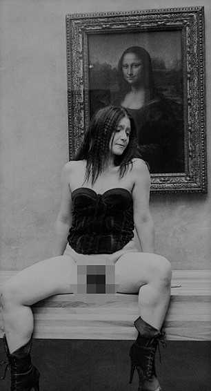 Шок! Артистка си показа голото коте пред картината на Мона Лиза в Лувъра (СНИМКИ 18+)