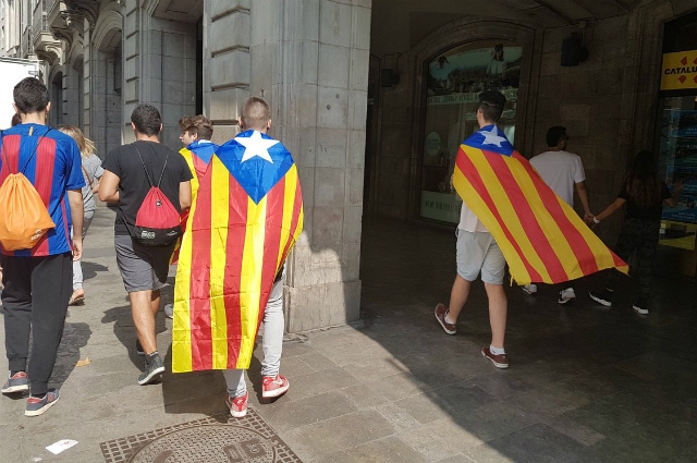 Каталония гласува! Кървав сценарий за независимостта на Барселона?