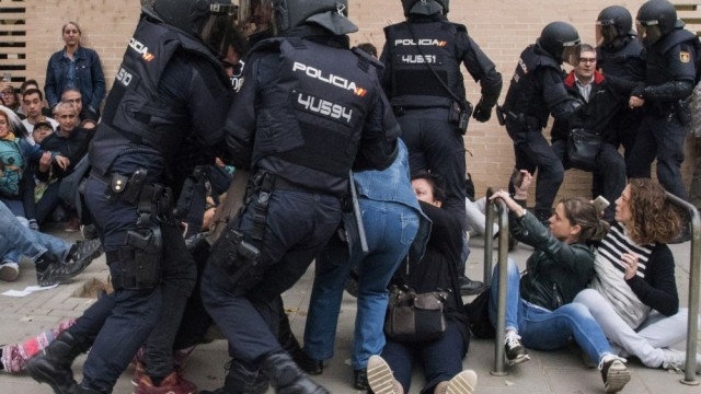 Каталония иска ЕС да осъди Испания за нарушени човешки права