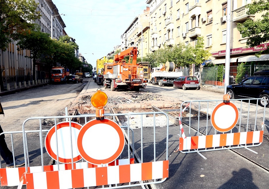 Експерт обясни защо паветата излизат по-скъпо при ремонта на "Дондуков", а асфалтът е по-доброто решение 