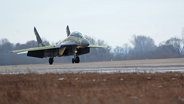 Пратка от Москва: Огромен Ан-124, натъпкан с разглобени изтребители МиГ-29, кацна тайно в Белград
