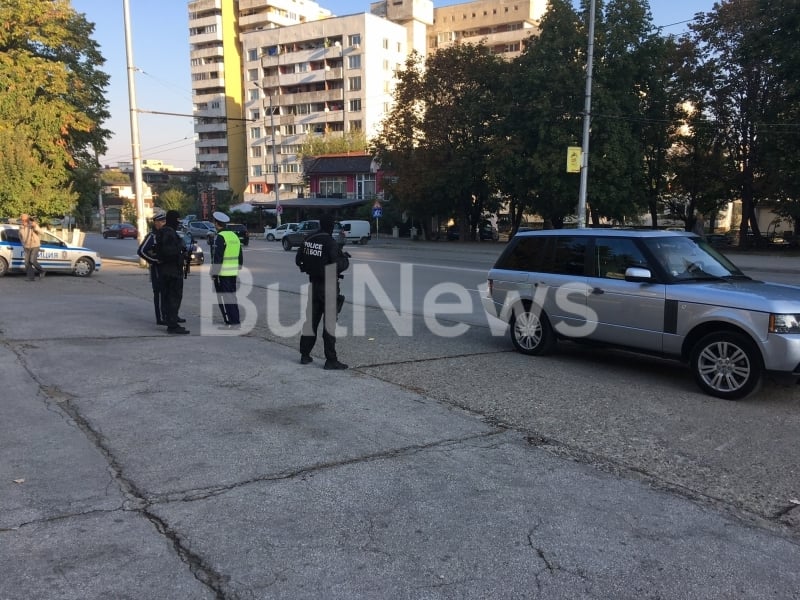 Първи СНИМКИ от спецакцията на ГДБОП, която блокира Враца, спипаха ли топ авера на страшилището Квиц? (СНИМКИ)