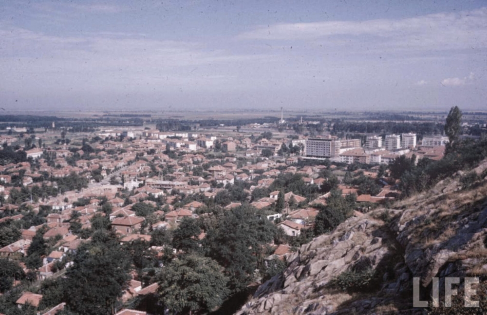 Уникални СНИМКИ от 1961 година показаха България такава, каквато отдавна не е!