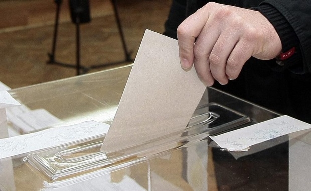 Ето ето как протекоха изборите на две места днес в България 