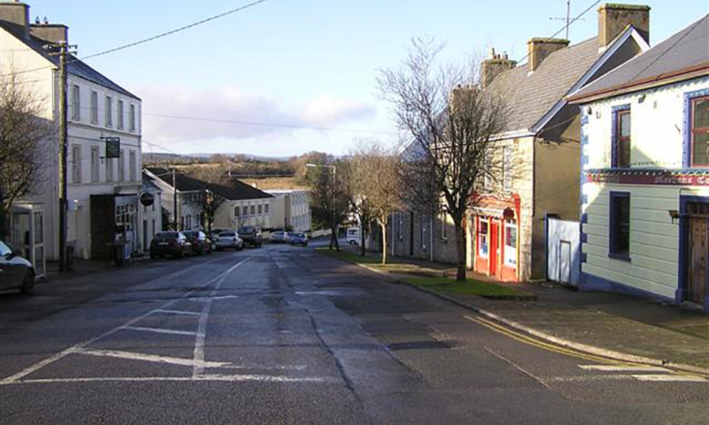 Село в Ирландия търси нови жители