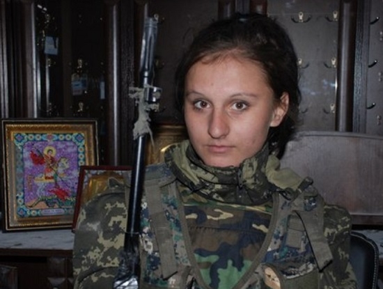 Извънредно от Донецк: Украински снайперист застреля "Снежанка" - любимата жена на легендарния комбат Гиви